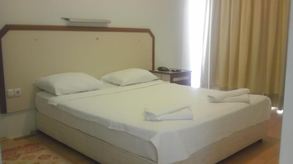 Zeytin Apart Hotel Cesme Room photo