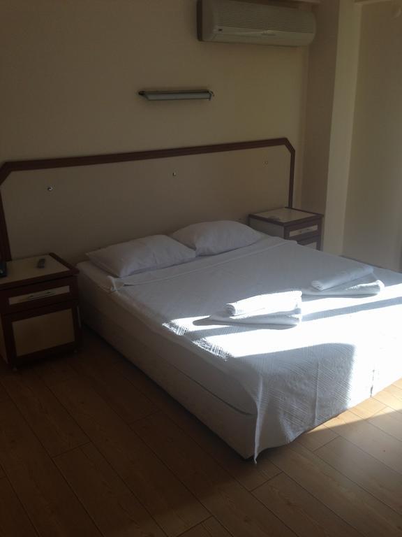 Zeytin Apart Hotel Cesme Exterior photo